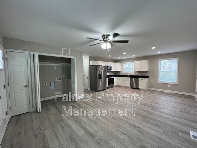 Foto del edificio - 2311 Owen St