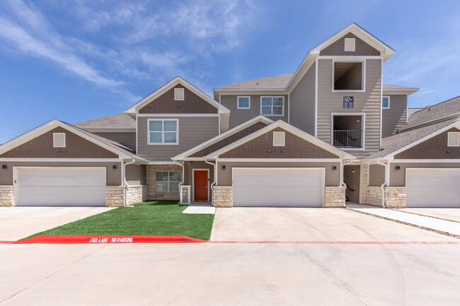 Building Photo - Village at Pepper Creek Apartments