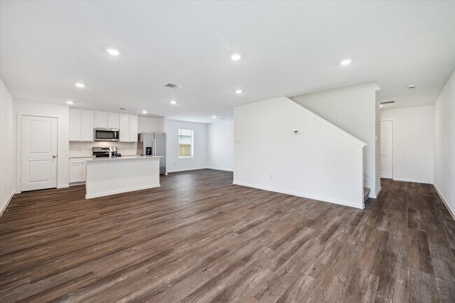 Foto del edificio - 15150 Willow Hts Ln