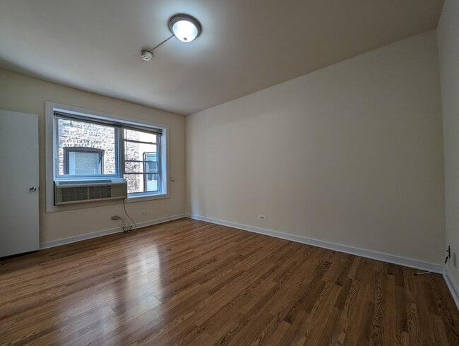 Building Photo - 1850 N Humboldt Blvd