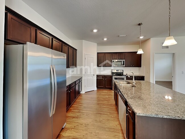 Building Photo - 347 Pine Terrace Dr