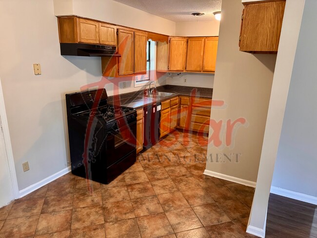 Photo - 1580 Gilford Cove E House