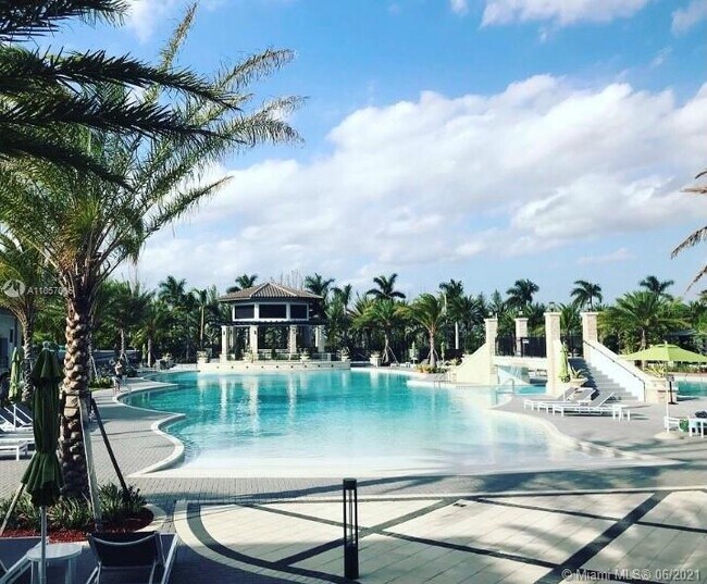 Foto del edificio - 10630 NW 88th St