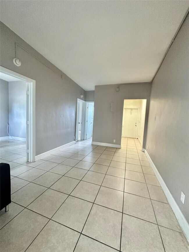 Foto del edificio - 424 NW 15th Terrace