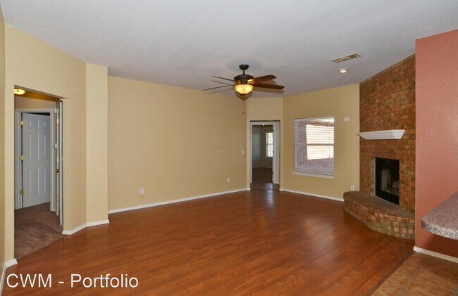 Building Photo - 4 br, 2 bath House - 1128 Pike Peak