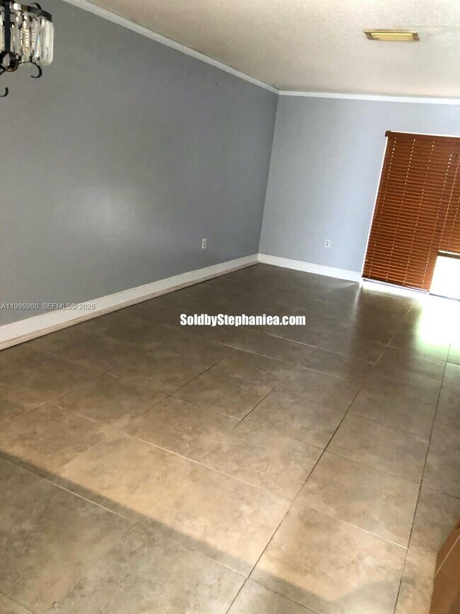 Building Photo - 6858 NW 173rd Dr