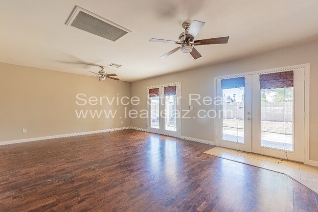 Building Photo - 1726 N 75th Pl