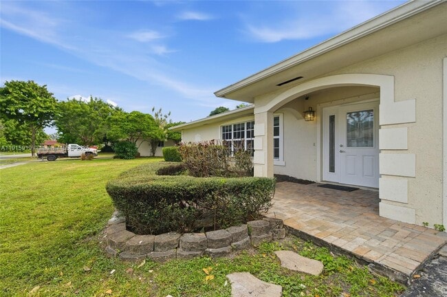 Foto del edificio - 7240 NW 7th St