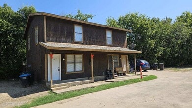 Building Photo - 3601-3603 Ripy Ct