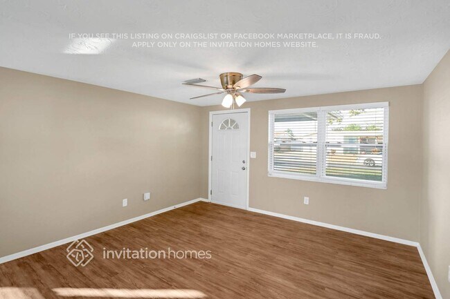Foto del edificio - 3910 Beechwood Dr