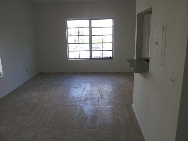 Foto del edificio - 704 14th St