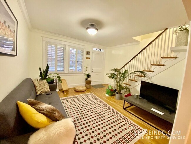 Foto del edificio - 2517 3rd St NE