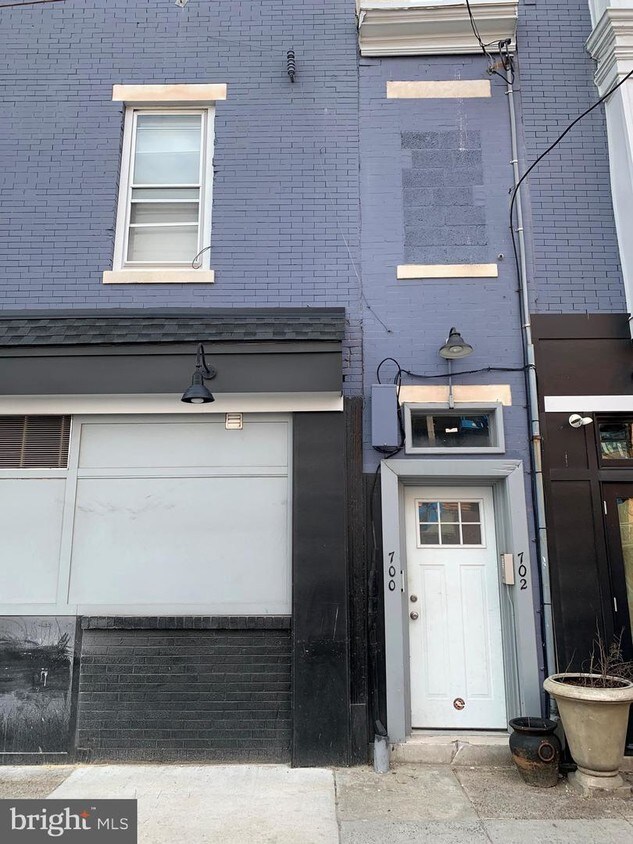 Primary Photo - 700 S 5th St