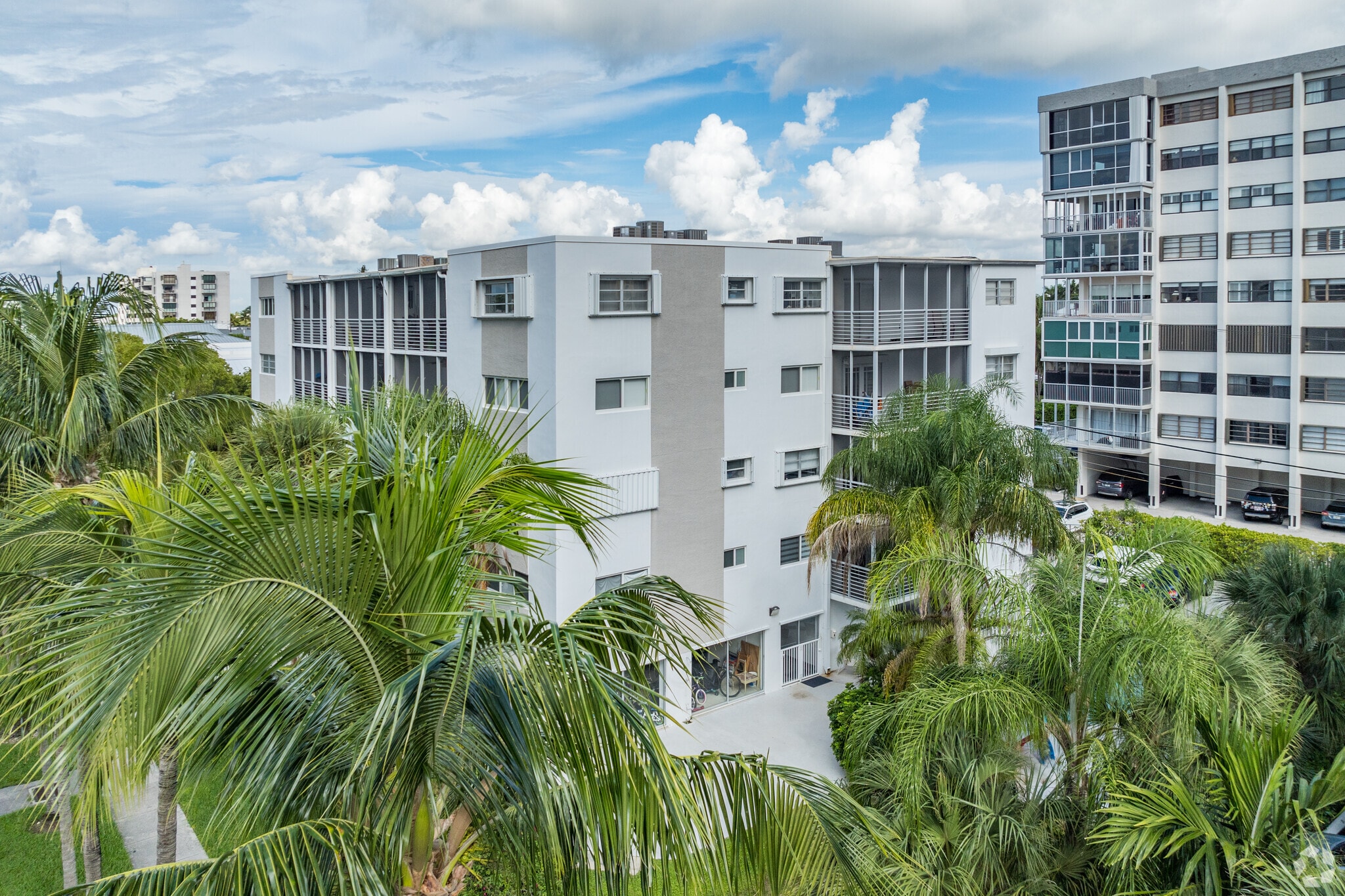 North Sunrise Condominiums