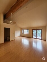 Building Photo - 1364 Barber Dr
