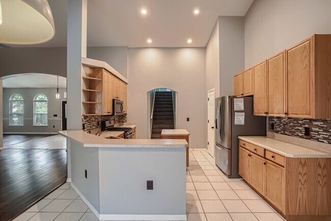 Building Photo - 14910 Heronglen Dr, Lithia, FL, 33547