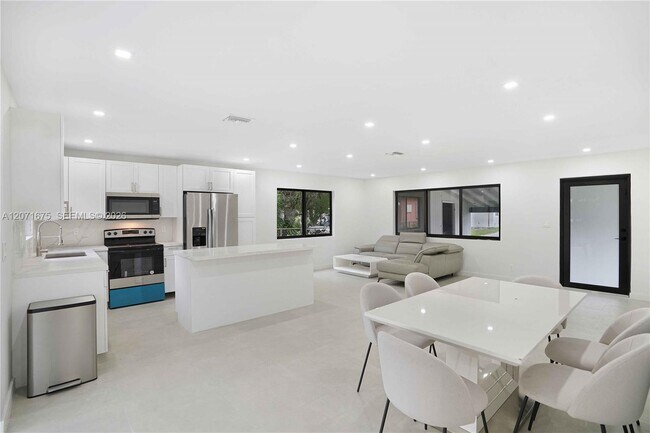Foto del edificio - 2230 N 62nd Ave