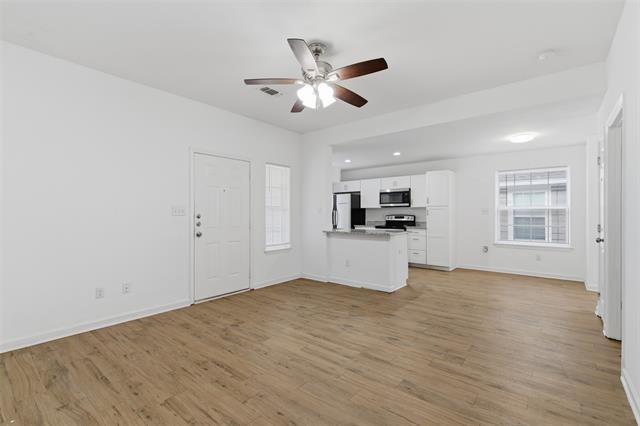 Foto del edificio - 227 W Murray St