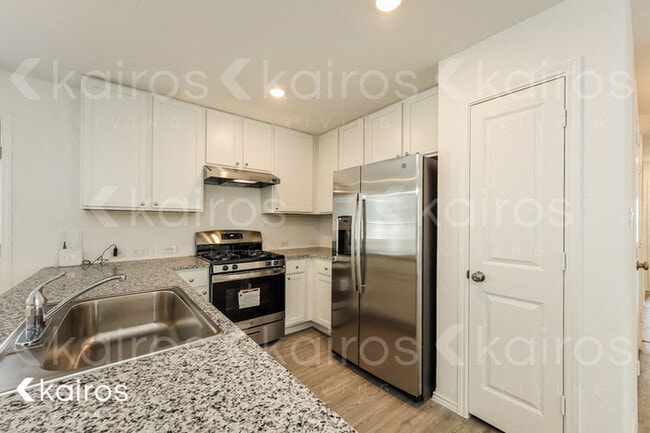 Building Photo - 14318 Calaveras Creek