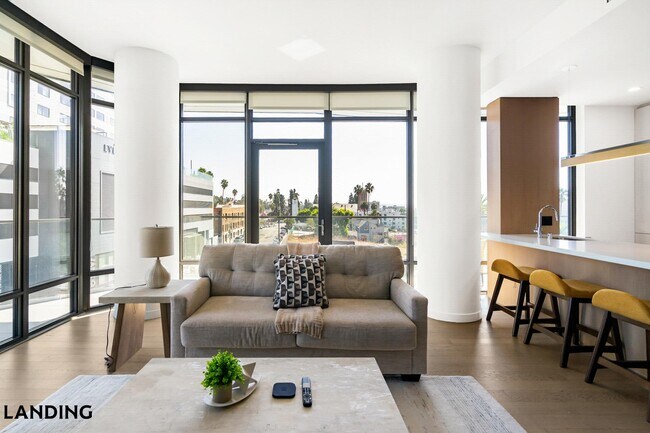 Foto del edificio - 1755 Argyle Ave