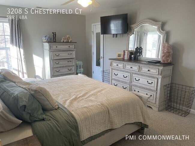 Foto del edificio - 3208 S Chesterfield Ct