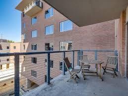 Foto del edificio - 901 W 9th St