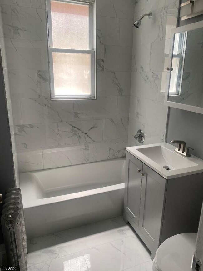 Foto del edificio - 138 Vermont Ave