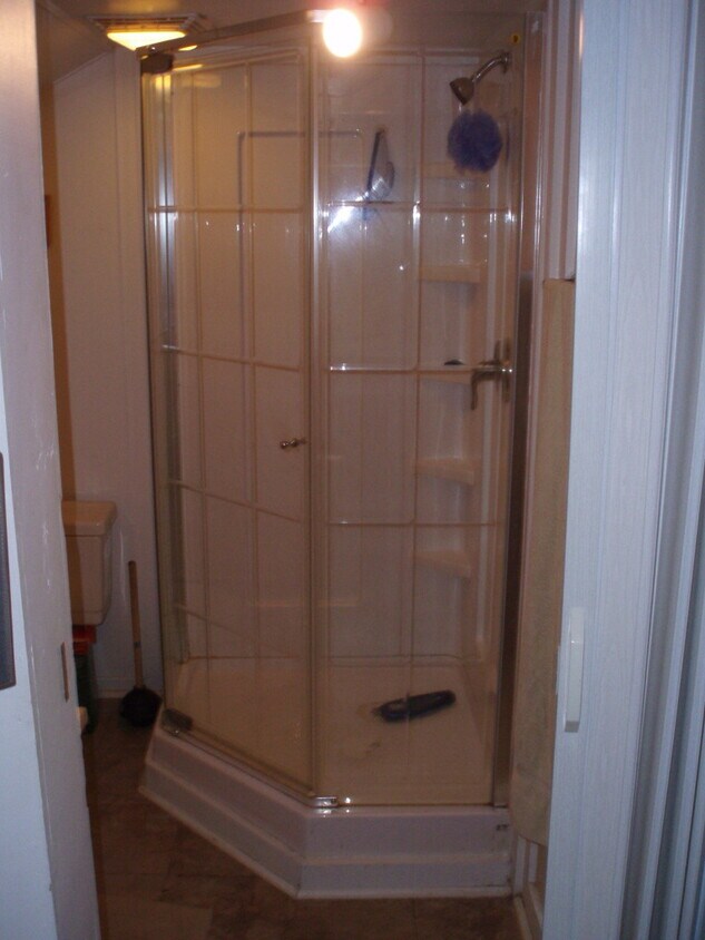 Primary Photo - 922 Eaton St