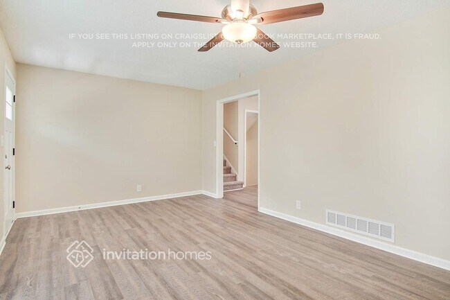 Foto del edificio - 5795 Deerfield Trail