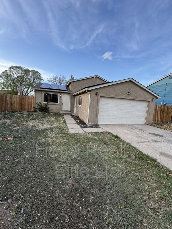 Building Photo - 3378 Foxridge Dr