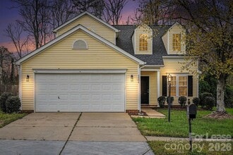 Building Photo - 5504 Waverly Lynn Ln