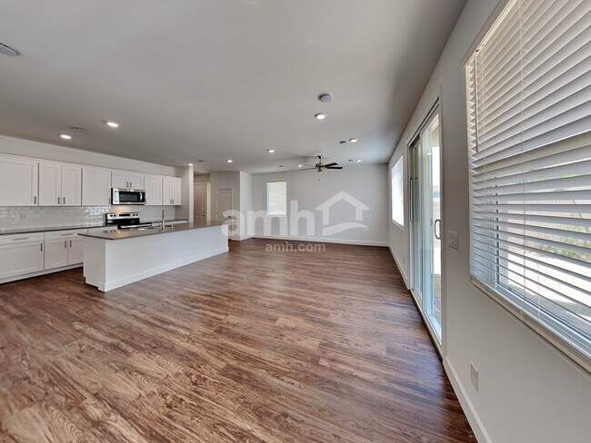 Foto del edificio - 9158 Ribbon Mdw Ct