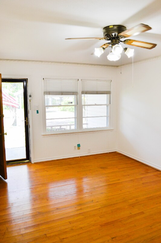 Building Photo - 405 E Daugherty Dr