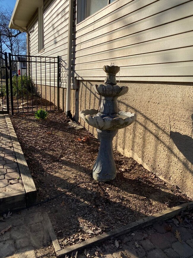 Building Photo - Catonsville home, great neighborhood!