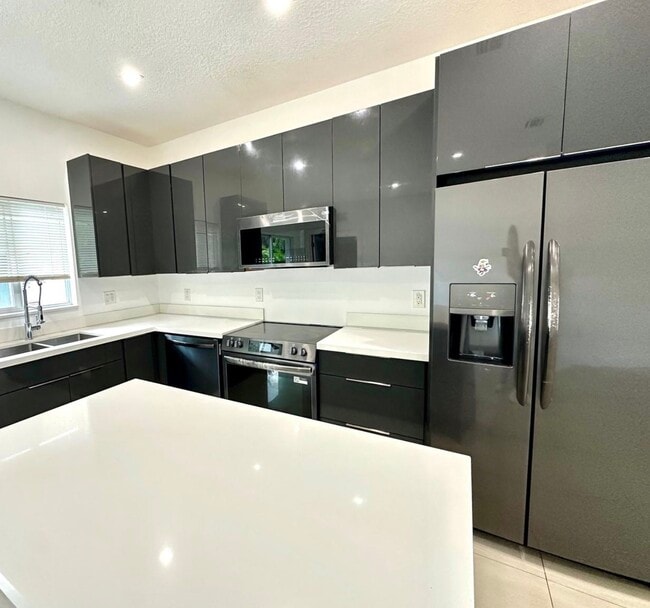 Foto del edificio - 14890 NE 10th Ave