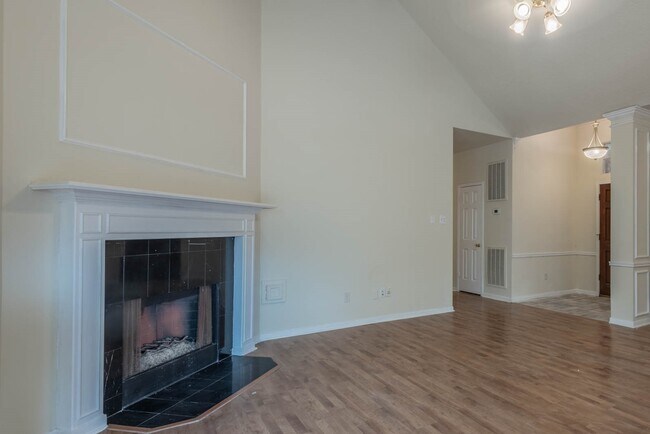 Foto del edificio - 17030 Macleish Dr