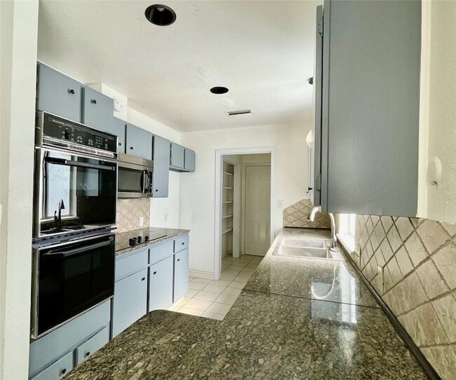 Foto del edificio - 9206 N Allegro St