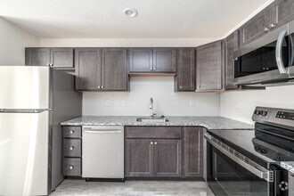 Interior Photo - Georgian Court Apartments