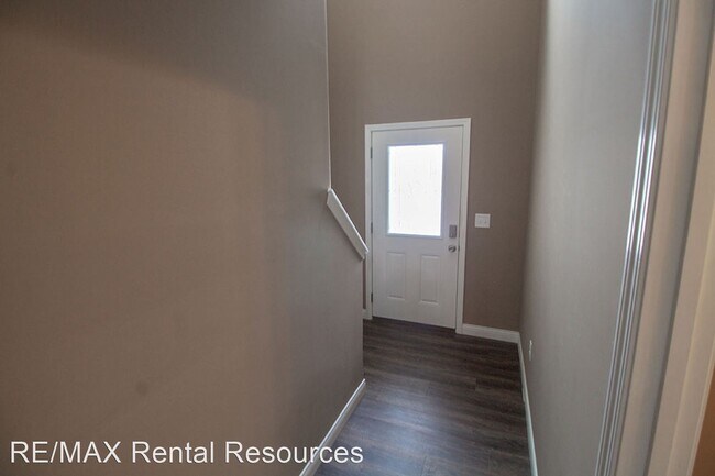 Building Photo - 3 br, 2.5 bath House - 2810 Amberwood Ct