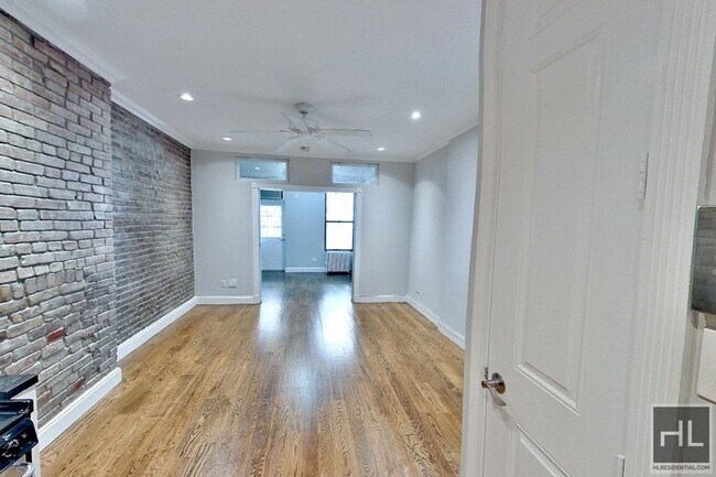 Foto del edificio - NO FEE One Bed in Kips Bay! Won't Stay on ...