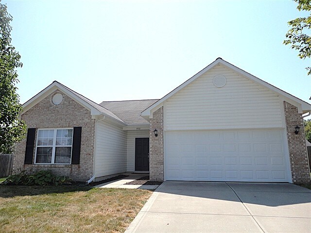 Foto principal - 9931 Lakefield Ln