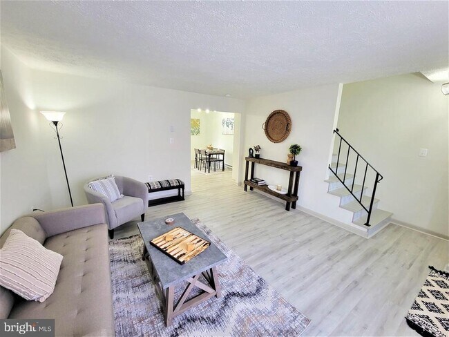 Foto del edificio - 303 Gray Ave