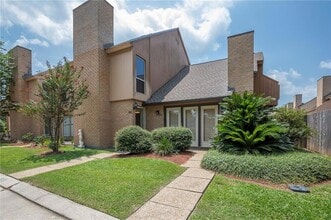 Building Photo - 64 Ormond Pl