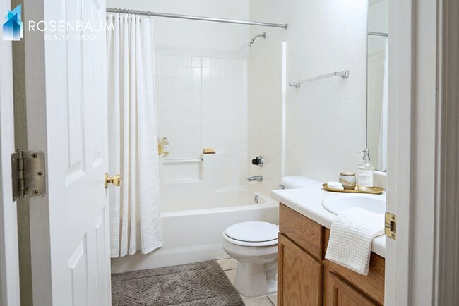 Foto del edificio - 6243 N Buckboard Dr