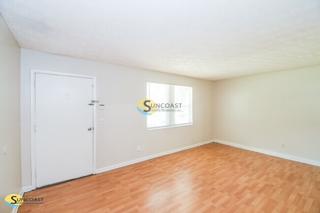 Building Photo - 4533 Jade Dr E