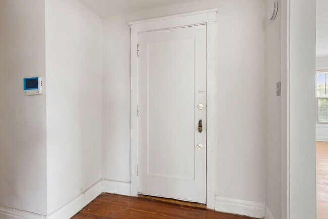 Foto del edificio - 940 E 48th St