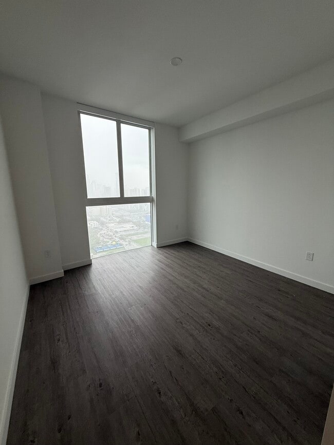 Foto del edificio - 234 NW 17th St