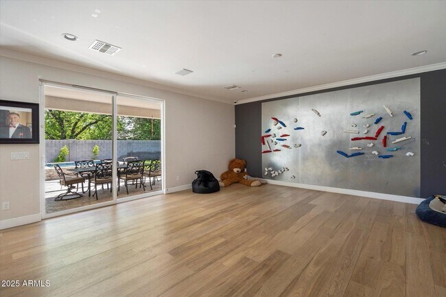 Foto del edificio - 6837 N 11th Ave