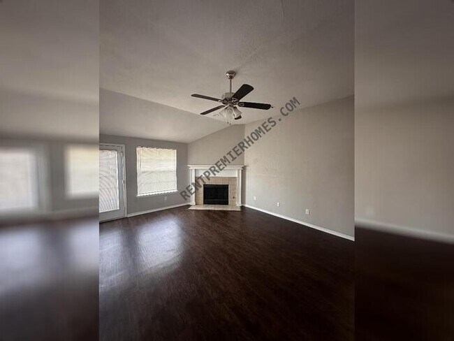 Foto del edificio - 1409 Buena Vista Cir