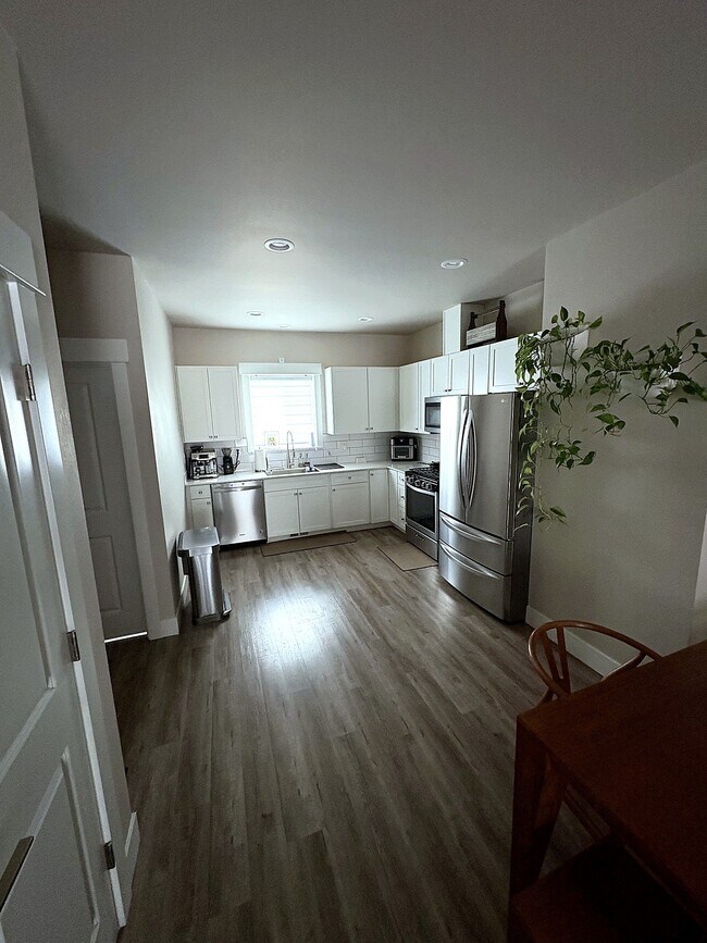 Foto del edificio - 2600 Racquet Ln